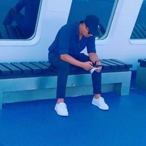 Meet your Posher, Youssef